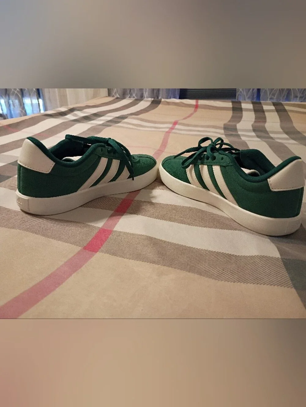 Adidas VL Court 3.0 Trainers, Green Suede Size 2 Kids